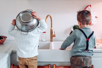 Kā nekļūdīties, izvēloties virtuves izlietni?