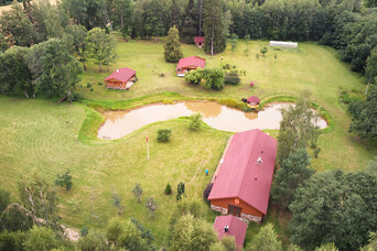 Laukos, bet ar mūsdienu vērienu! Pārdod skaistu īpašumu Staiceles pagastā