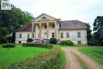 Kā šobrīd izskatās Padures muižā? Īpašums pārdošanā par 250 000 EUR