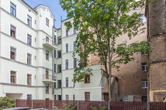 Klātienē izrādīs dzīvokļu piedāvājumu četrās vēsturiskās ēkās Rīgas centrā