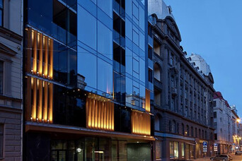 Ģēniju iedvesmots 21.gadsimta arhitektūras piemineklis Rīgas Centrā - TAL RESIDENCE