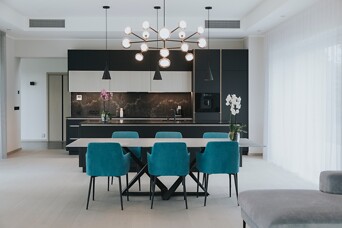 Самые популярные фасадные материалы для кухни: в чем их плюсы и минусы?