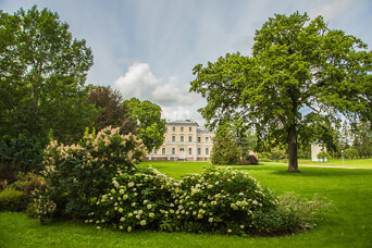 Uzsākta Igates pils kompleksa izsole, sākumcena 910 000 eiro