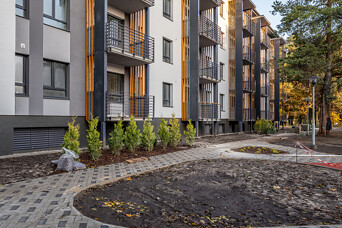 "YIT LATVIJA" nodevis ekspluatācijā jaunā projekta "Annas Parks" pirmās divas ēkas