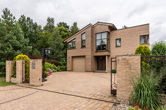 Unikālas priekšrocības ekskluzīvā īpašumā Latvijas lielākajā salā – Buļļu salā