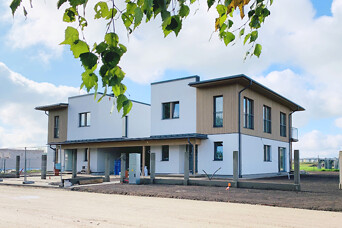 Durvis vērs šarmantas privātmājas Daugavas kreisā krasta apkaimēs