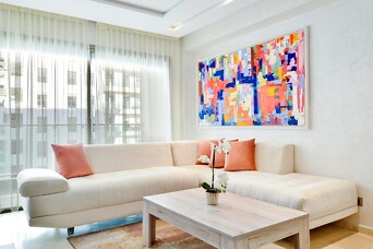 Nekustamā īpašuma tirgus Latvijā atgūstas – cilvēki izvēlas kredītus, nevis īri