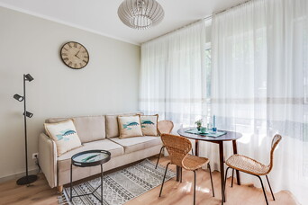 Pārcelies uz saulaino kūrortpilsētu kaut rīt! Pilnībā gatavi un mēbelēti dzīvokļi "Priežu namos" Jūrmalā