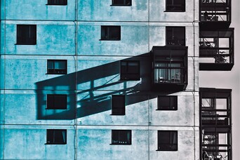 Colliers International: mainīgā situācija Centrālās un Austrumeiropas nekustamā īpašuma tirgos