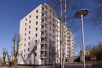 Ekspluatācijā nodota vērienīgā projekta "Krasta kvartāls" pirmā māja