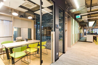 Arvien vairāk profesionāļu darbam izvēlas coworking vidi