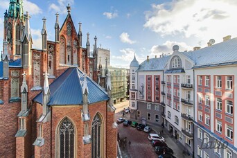 Под покровительством Святой Гертруды или апартаменты с видом на историю