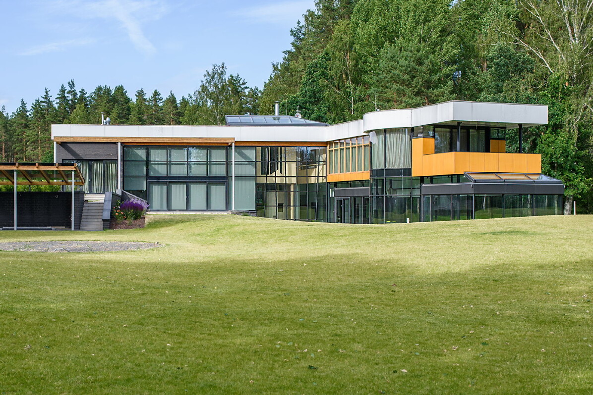 Pierīgas premium īpašumu tirgū šogad neliels pārdošanas darījumu aktivitātes samazinājums